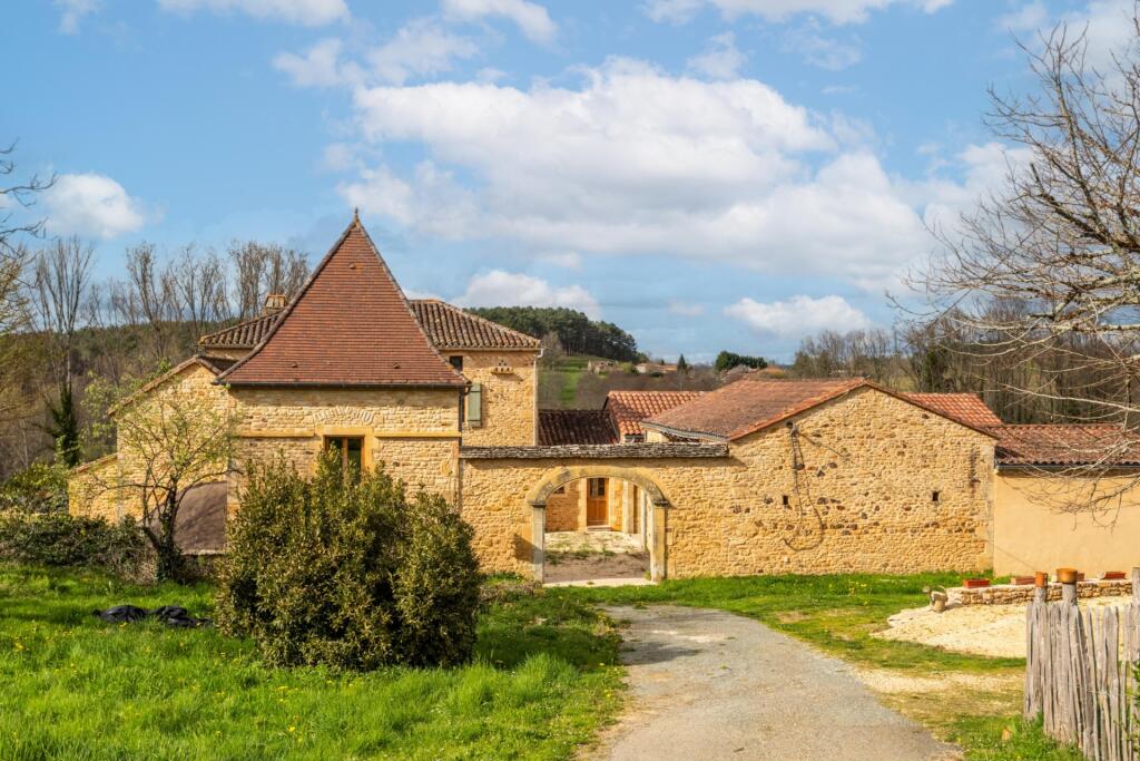 Main image of property: 24550 loubejac