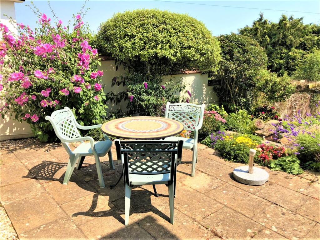 Bunts Lane, Seaton, Devon, EX12 photo 3