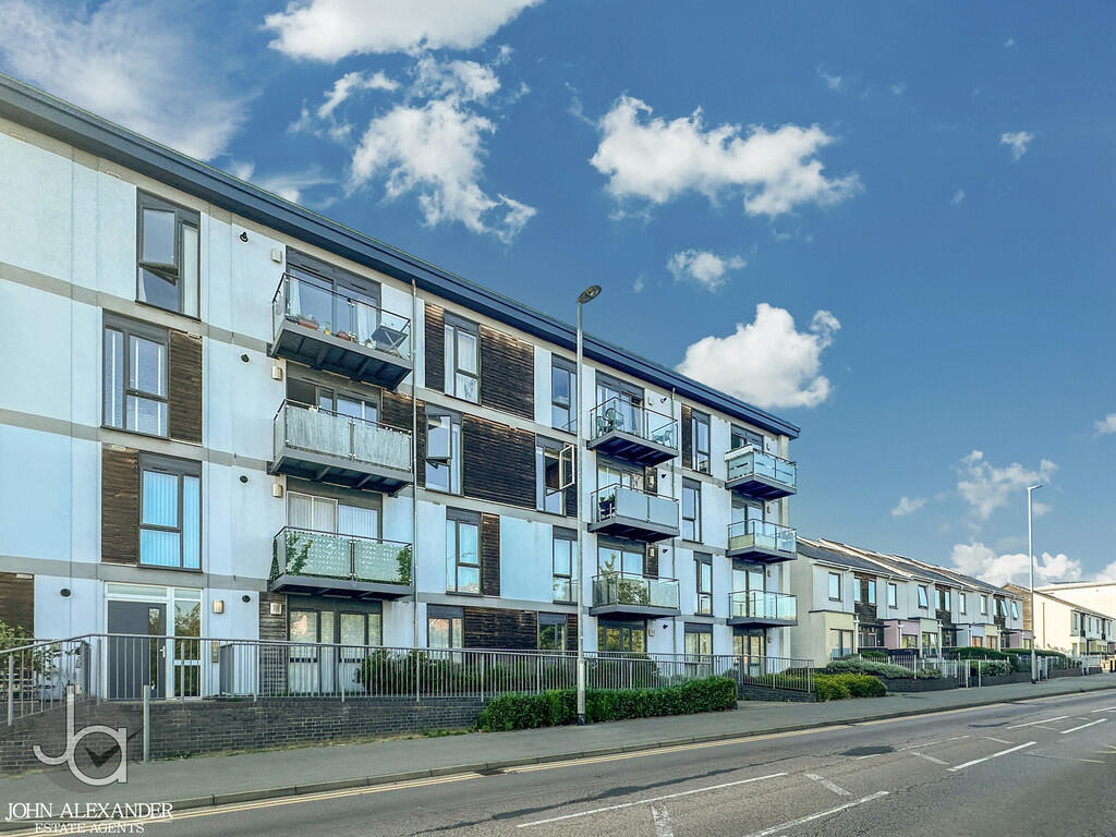 1-bed flat on Turner Road, Colchester, £130,000