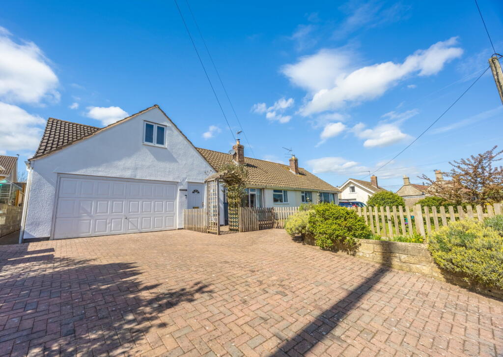 Barafundle, Timsbury Road, Farmborough, Bath, BA2 0AE