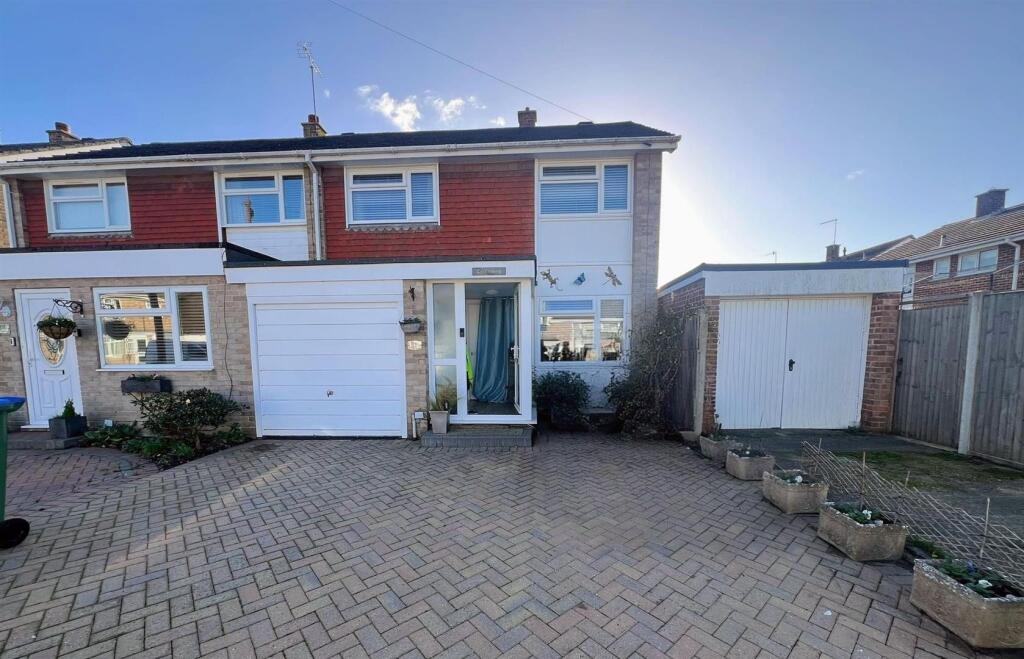 Main image of property: Beacon Way, Park Gate