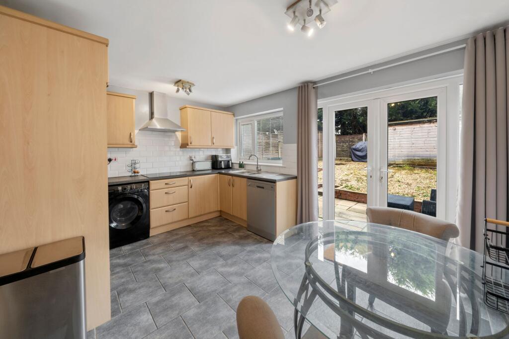House in Ashton-in-Makerfield, Town Green - More