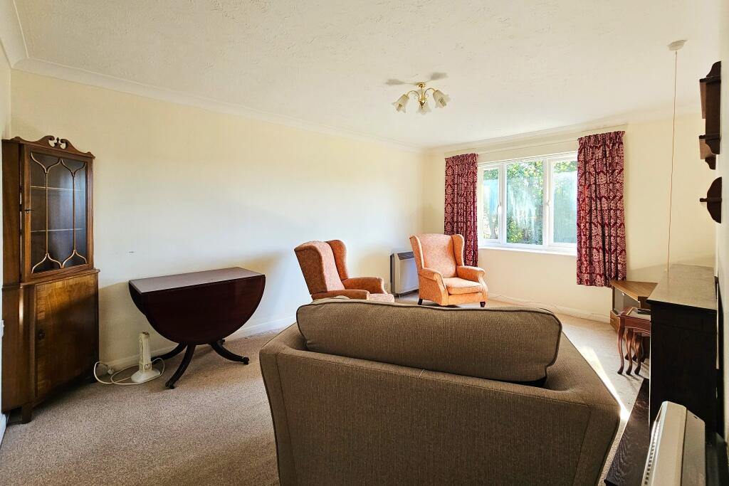 Home Mead, Denmead photo 3