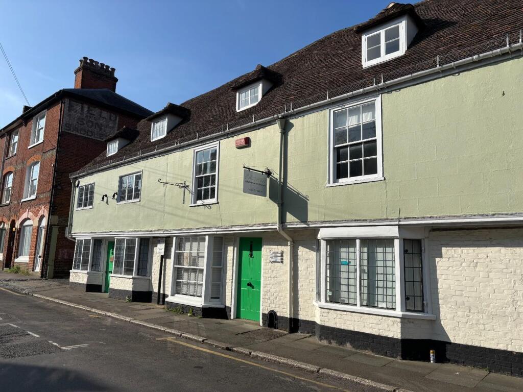 Main image of property: 15 Dover Street, Canterbury