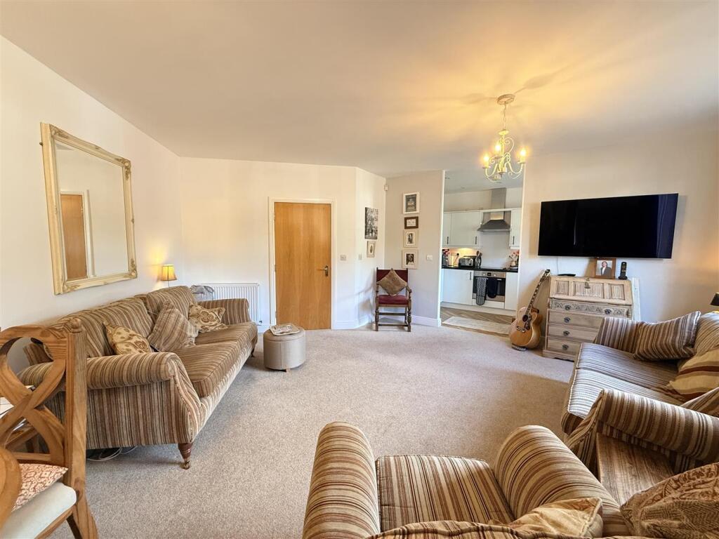 Apartment in South Staffordshire, Kinver - View 4