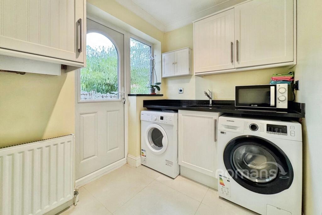 House in Sandhurst - View 5