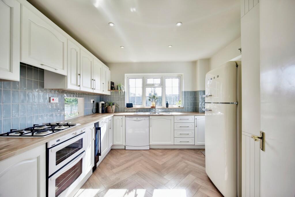 House in Maidstone, Loose - View 3
