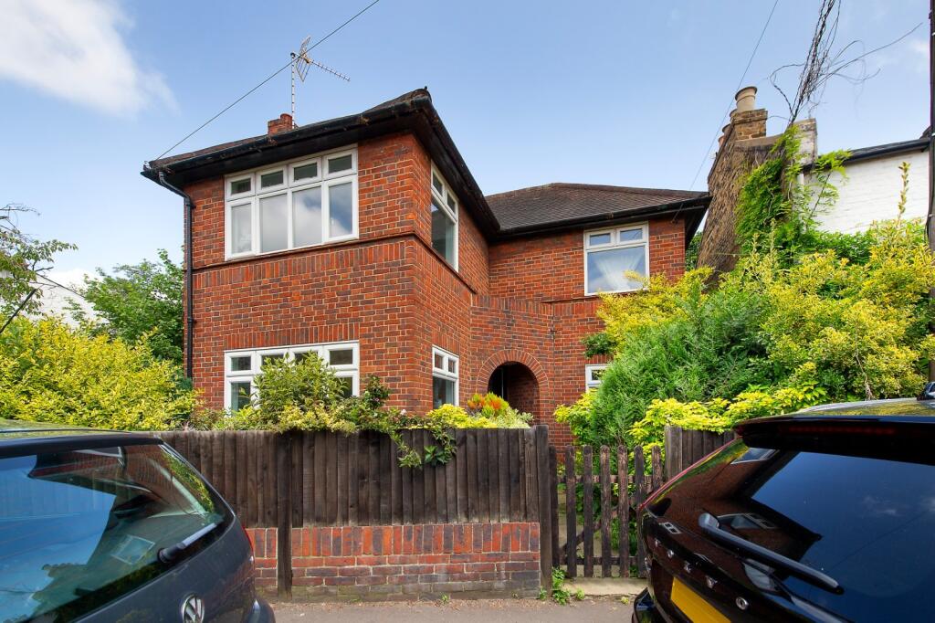 Main image of property: Queens Road, 
East Sheen, SW14