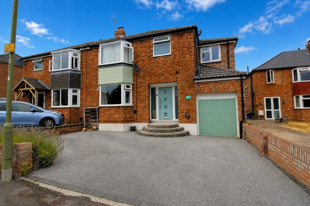 Main image of property: Mead Way, Fareham, Hampshire, PO16