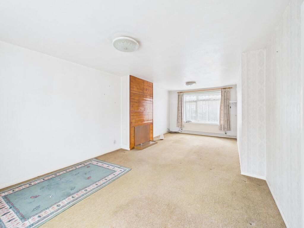 House in Nottingham, Bestwood Park Estate - View 3