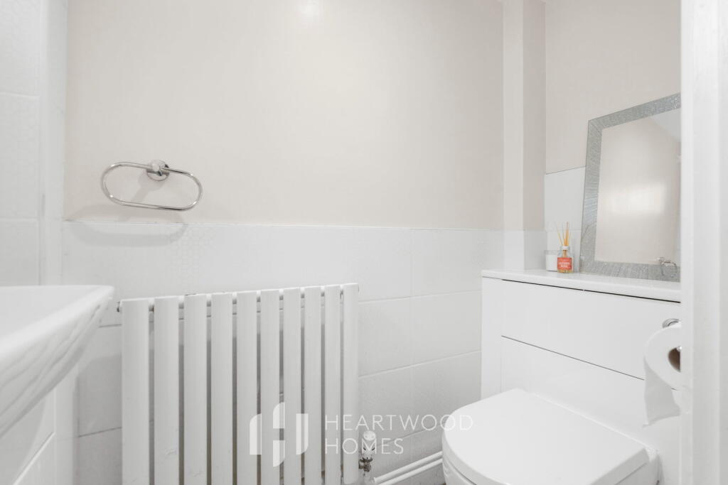 House in St Albans - View 5