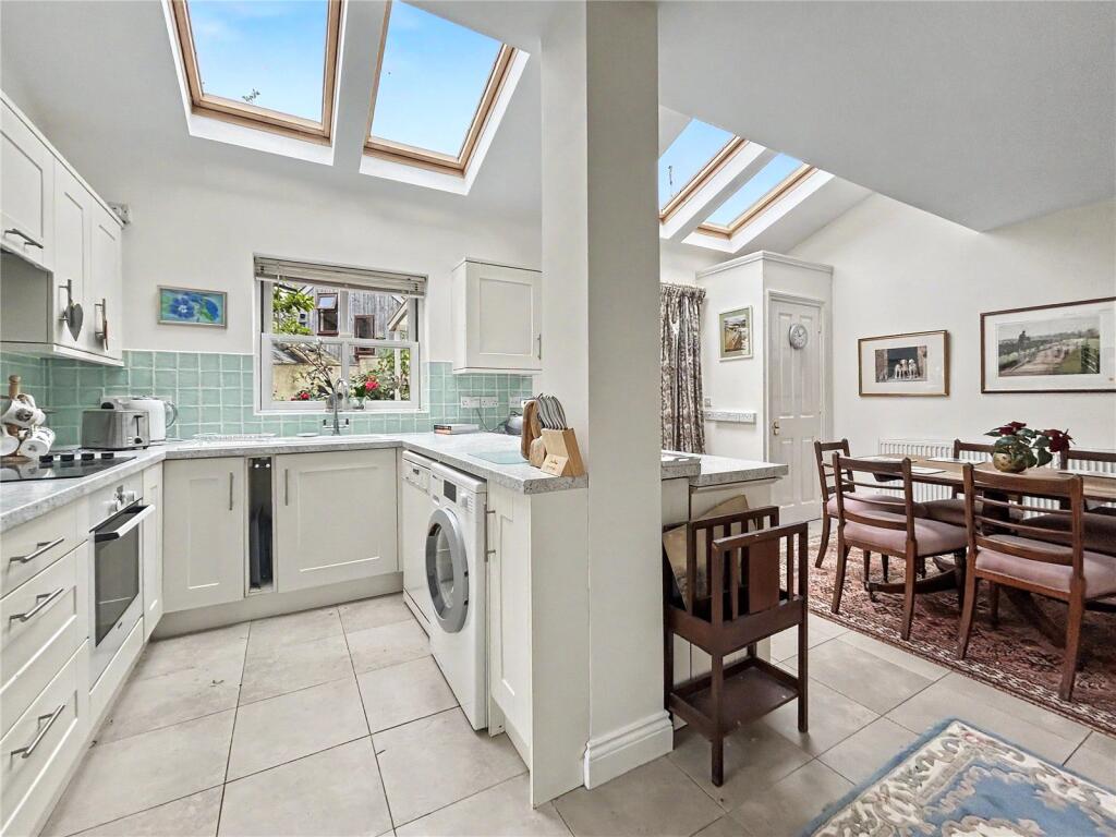 Calders Garden, Ludbourne Road, Sherborne, DT9 - View 5