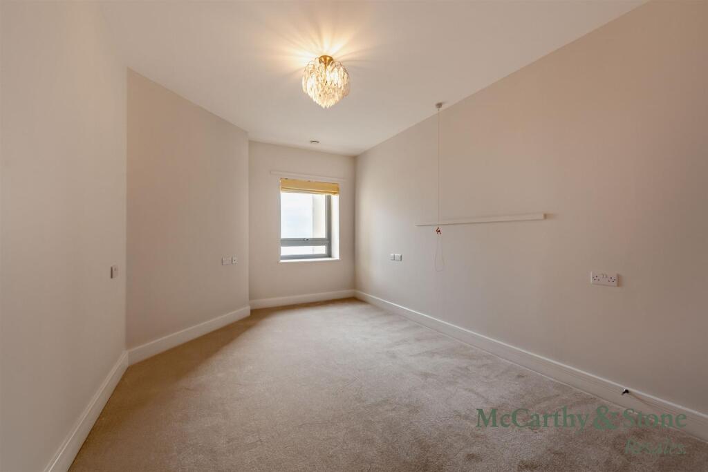 Apartment in Lewes, Seaford - View 5