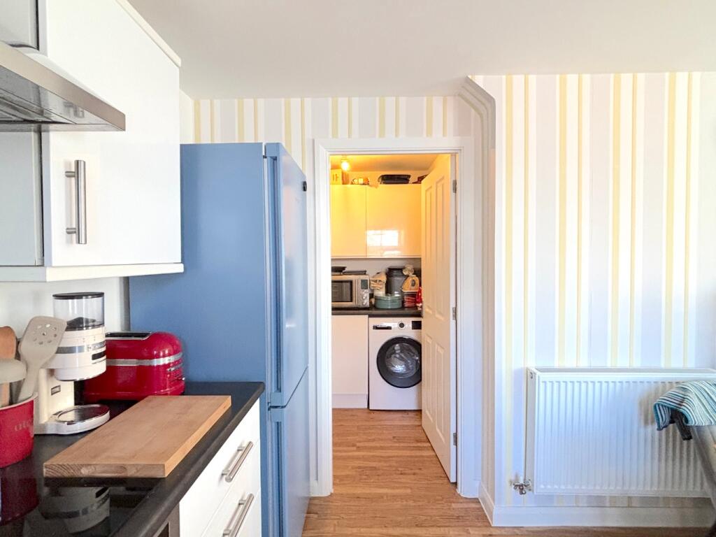 Jubilee Close, Midsomer Norton photo 4