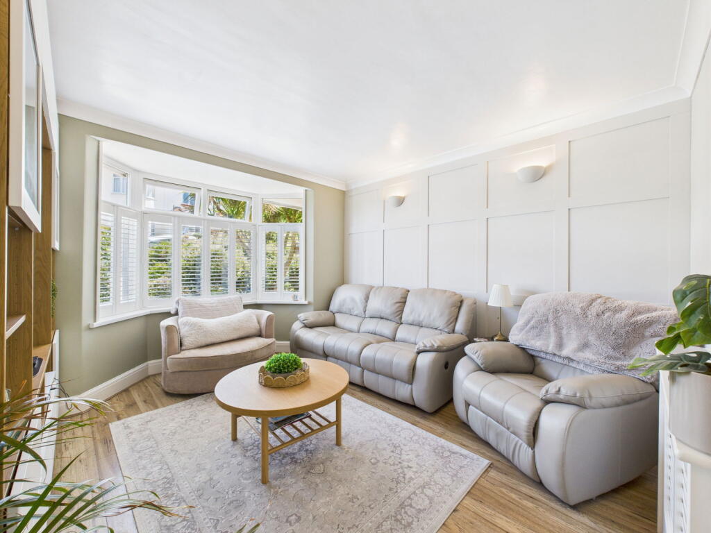 Osney Crescent, Paignton photo 2