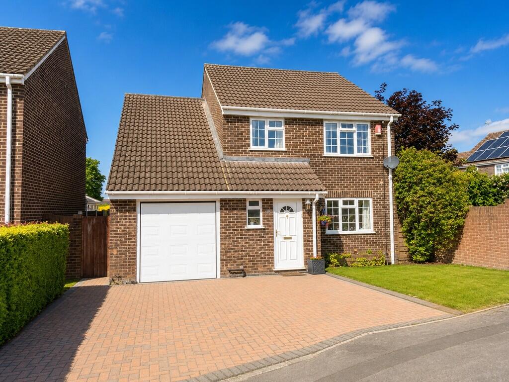 Main image of property: Cornwall Crescent, Yate, Bristol