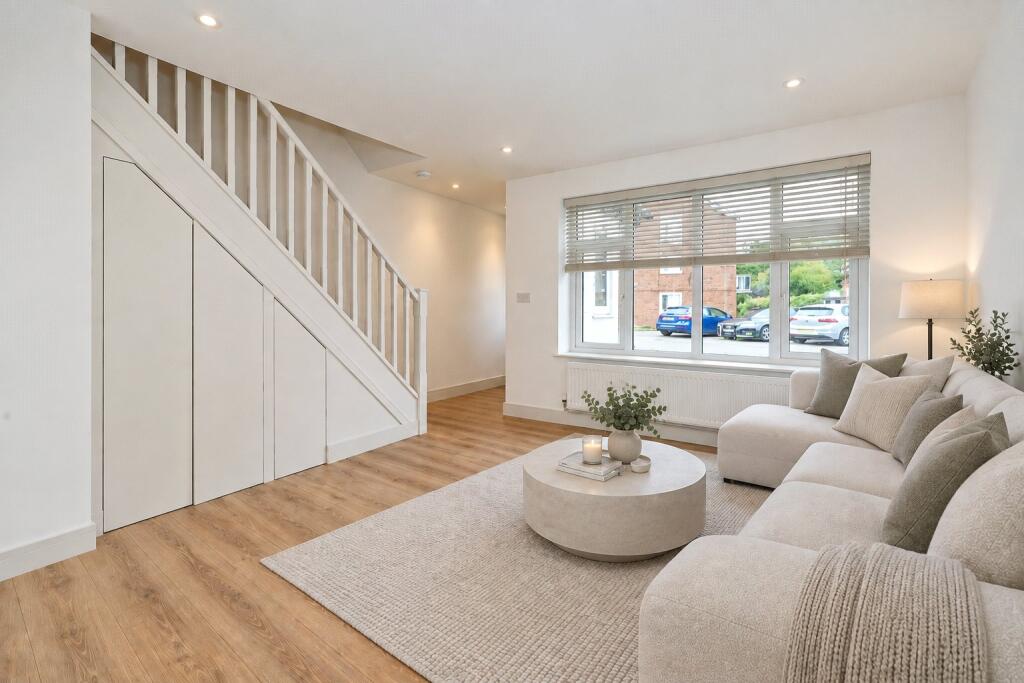 House in Elmbridge, Esher - View 5