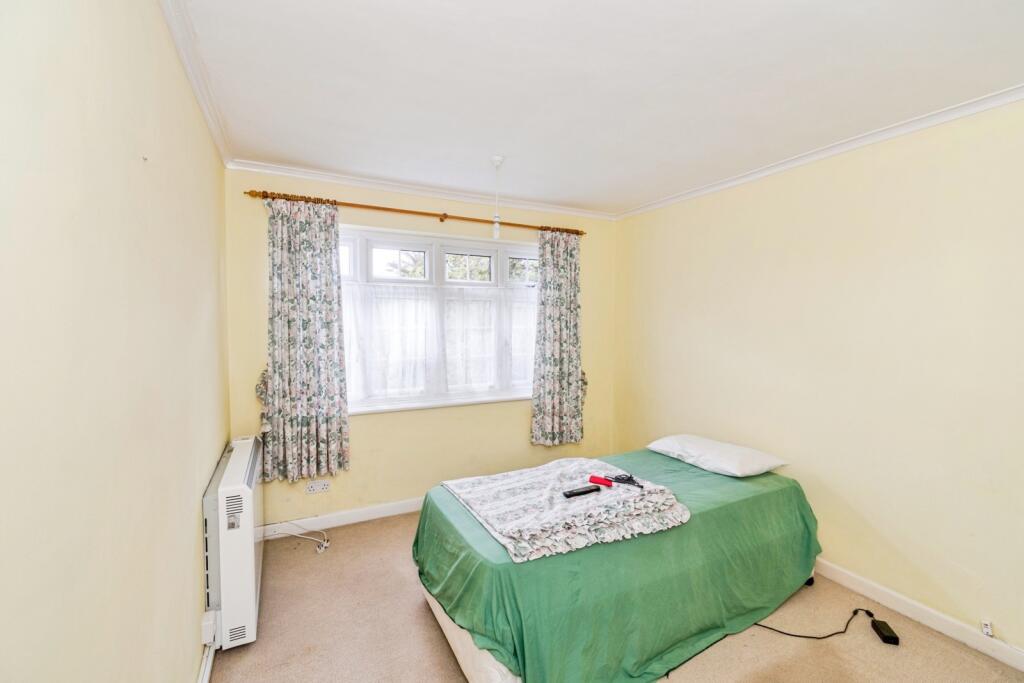 Apartment in Southampton - More
