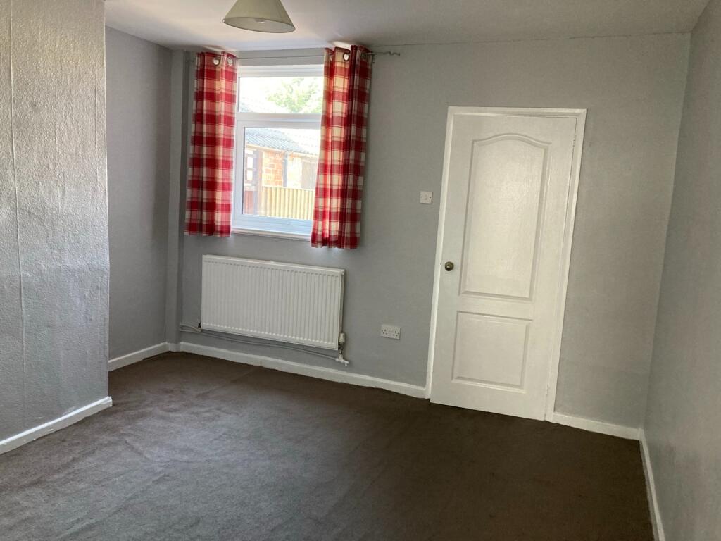 House in Nottingham - View 4