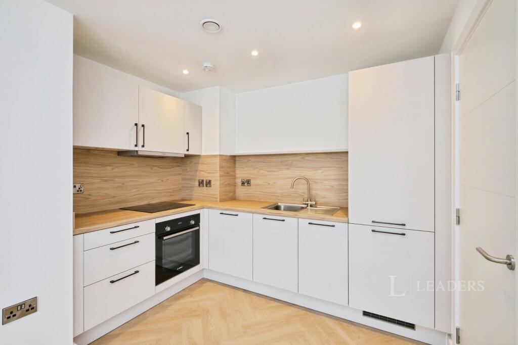 Apartment in Birmingham, Digbeth - View 3