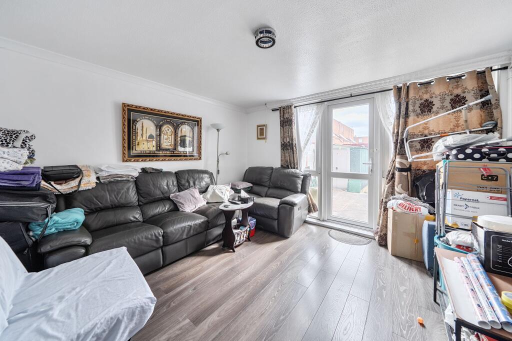 Apartment in London - View 5