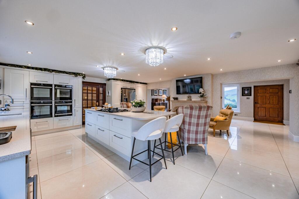 House in Stockport - View 4