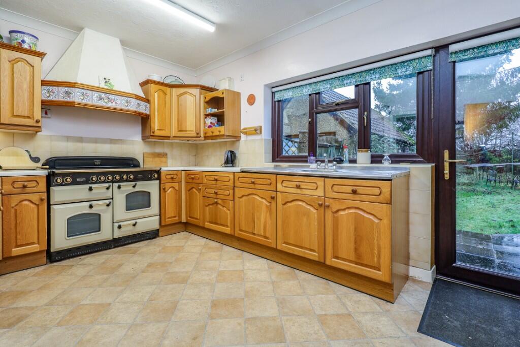 Andlers Ash Road, Liss, Hampshire, GU33 photo 2
