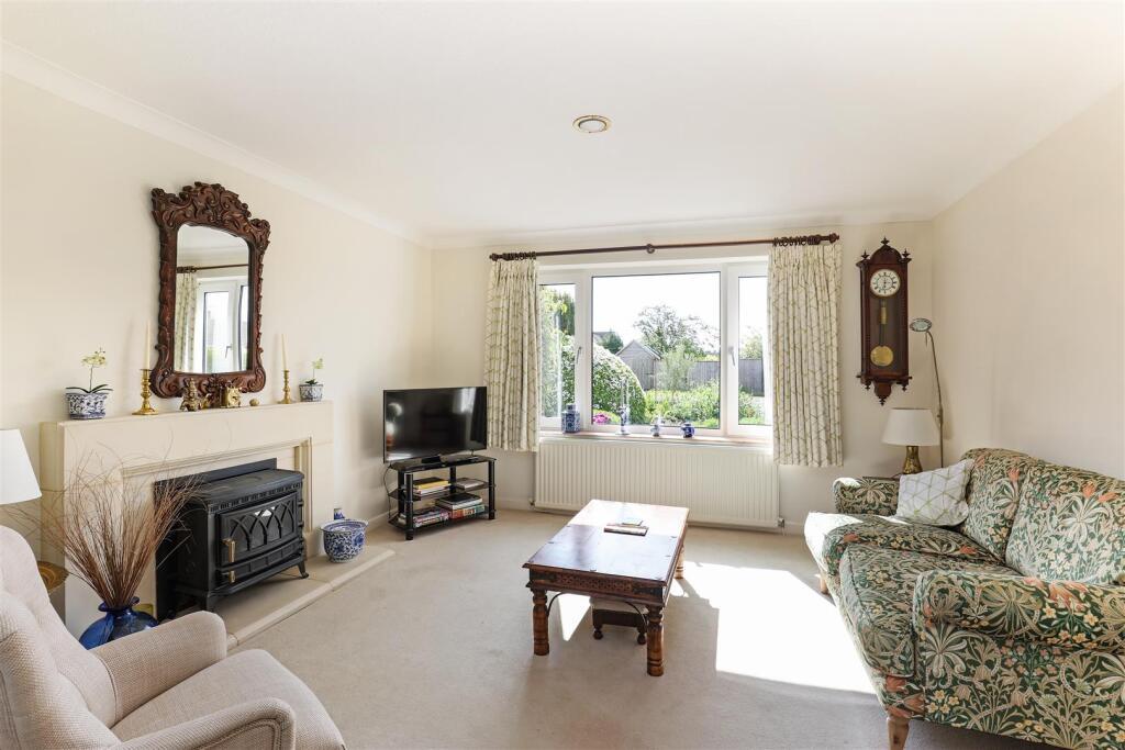 29, Besbury Park, Minchinhampton, Stroud photo 4