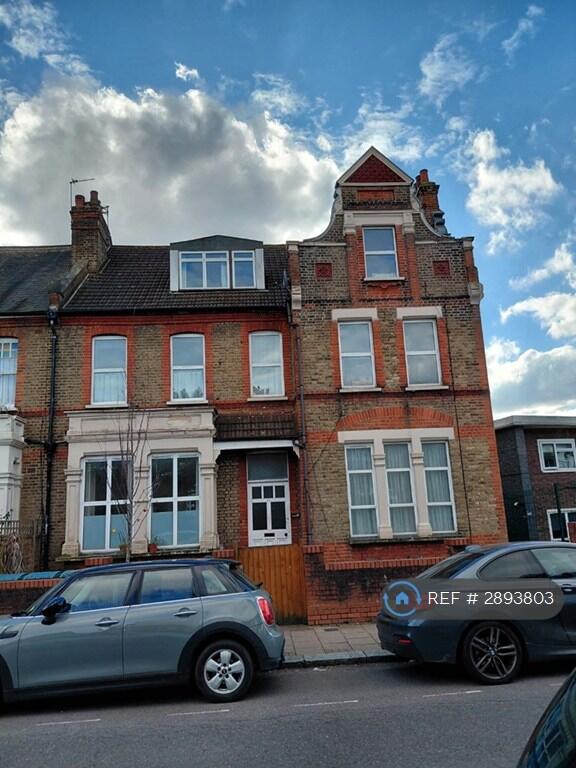 Main image of property: Rokesly Avenue, London, N8