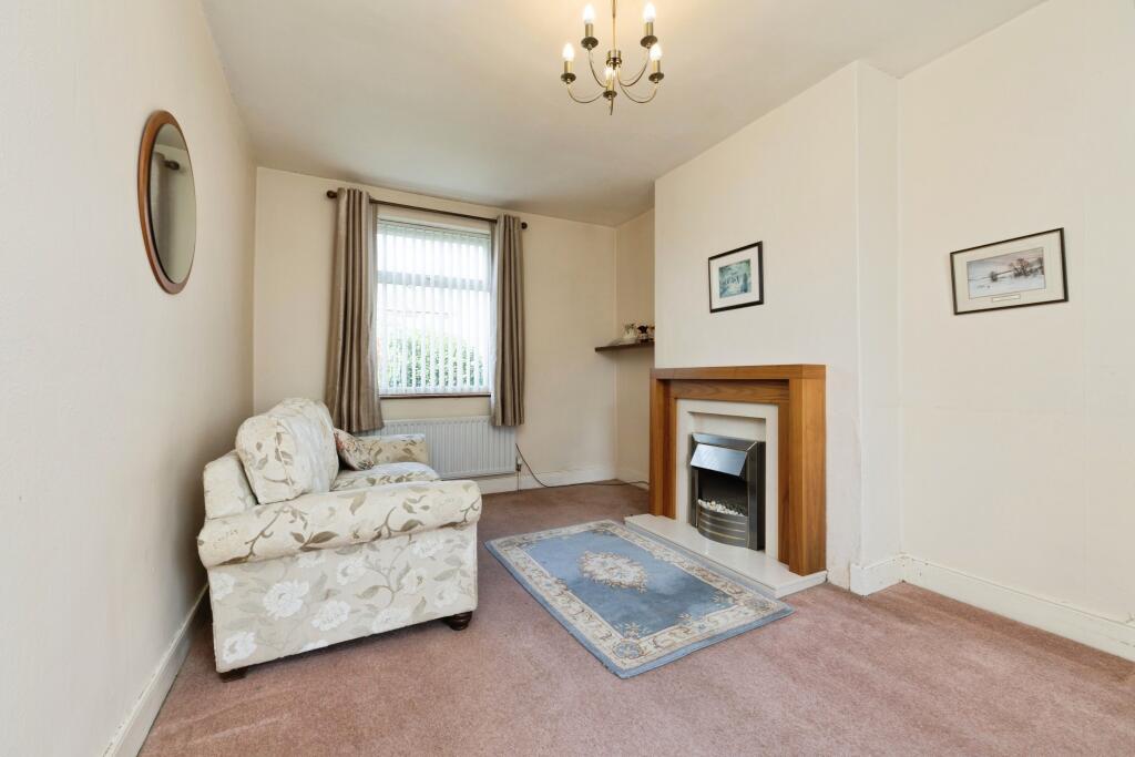 House in Newcastle upon Tyne, Tyne and Wear - More