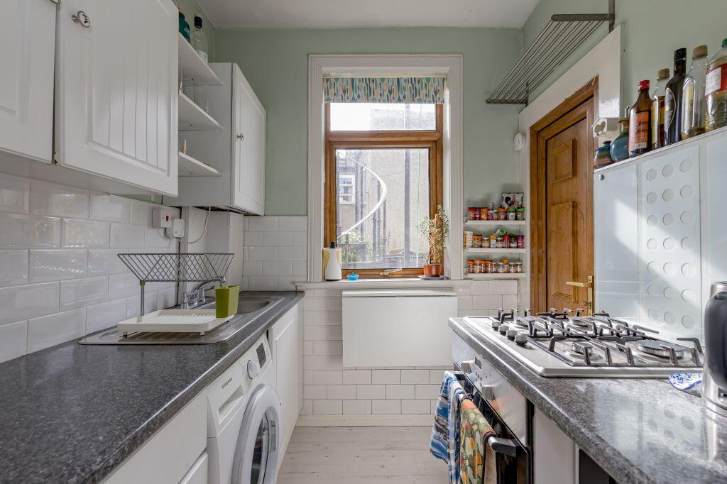 Apartment in Edinburgh, Craigentinny/Meadowbank - View 5