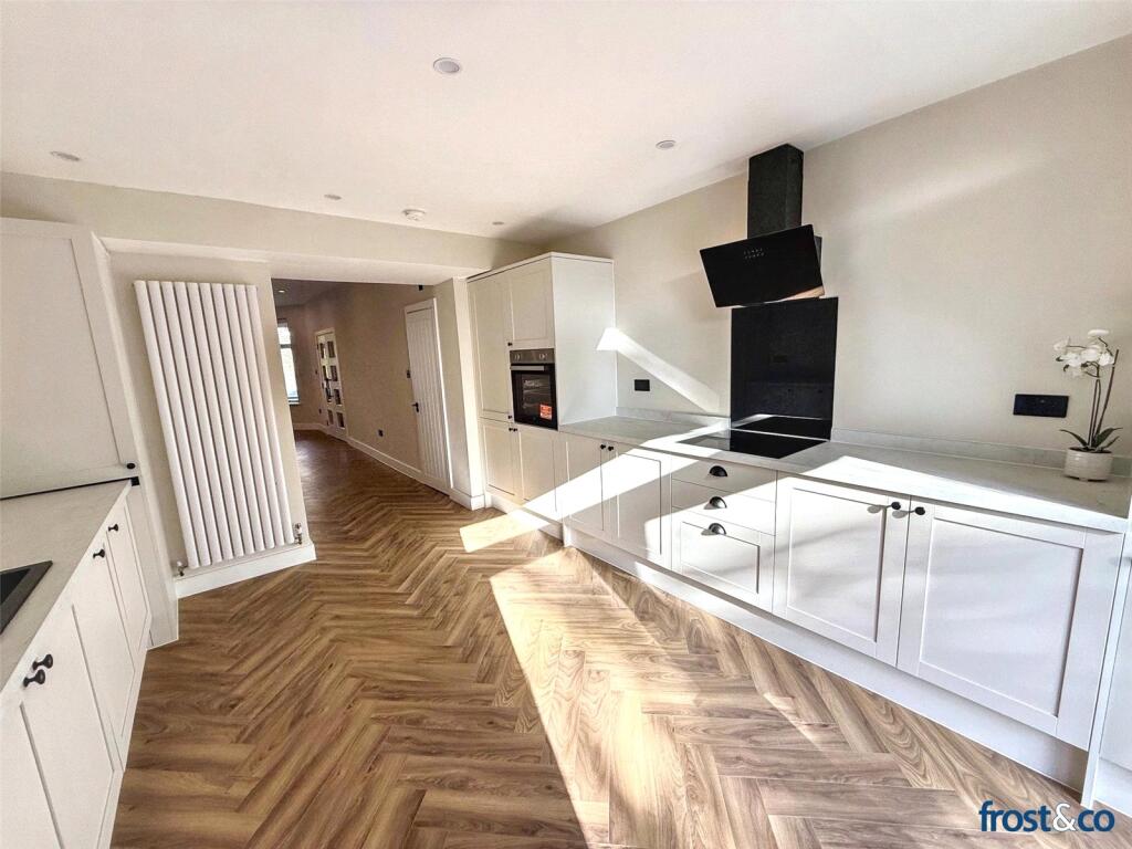 Florence Road, Poole, Dorset, BH14 photo 5