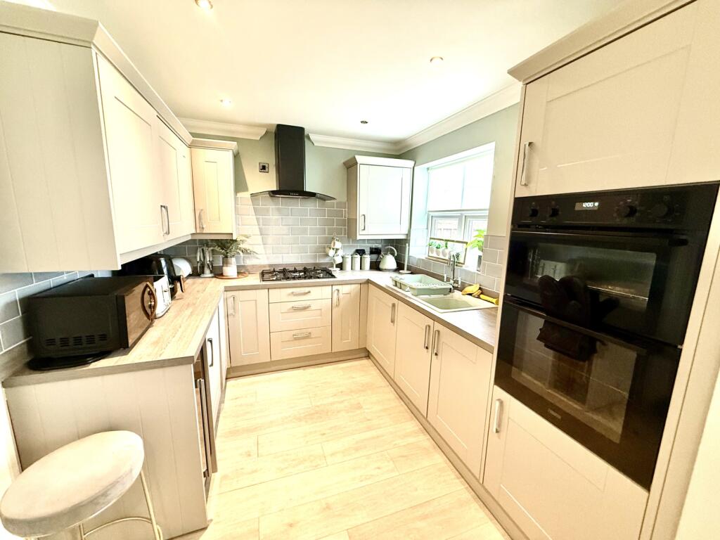 Brunel Close, Hartlepool photo 3