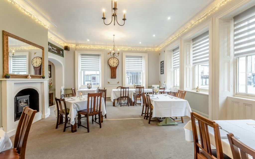 8685240-interior07.jpg