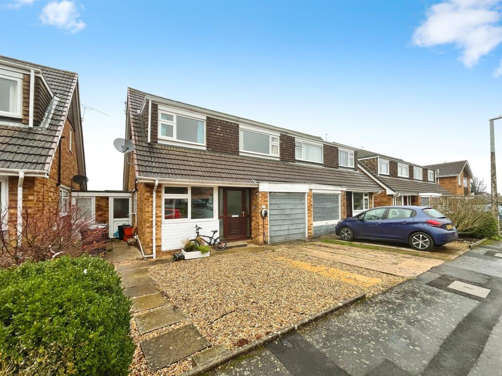 Main image of property: Stapleton Close, Highworth, Swindon