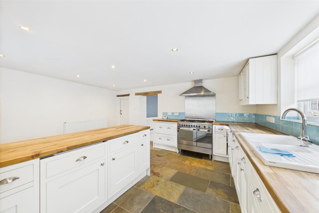 House in Peterborough, Oundle - View 4