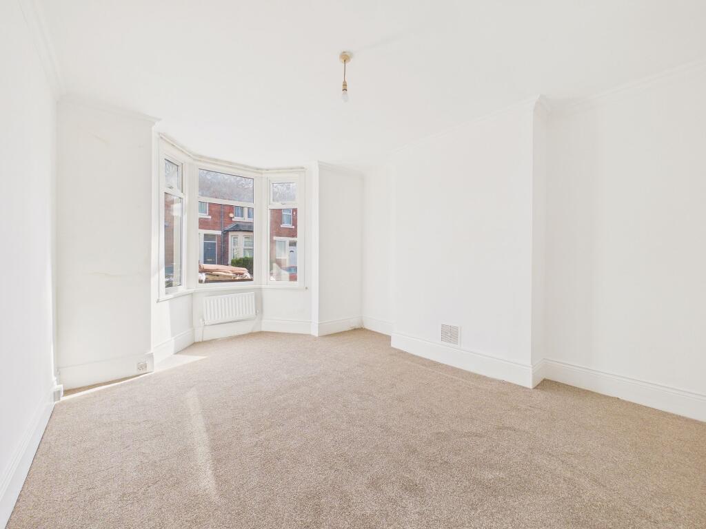 Westbourne Avenue, Gateshead, NE8 - More
