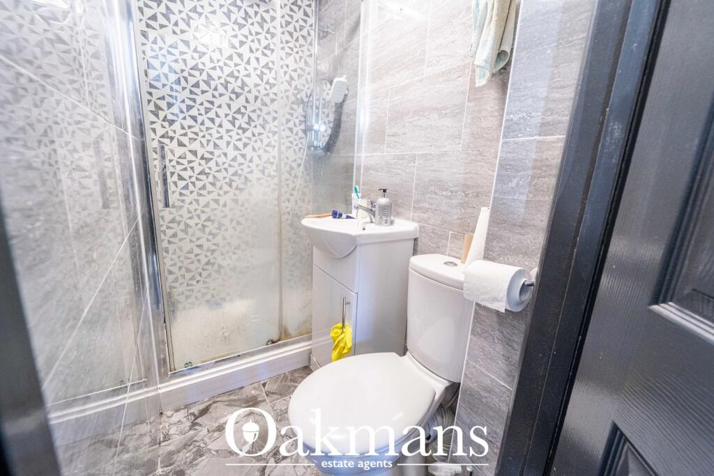 6 bedroom terraced house for rent
