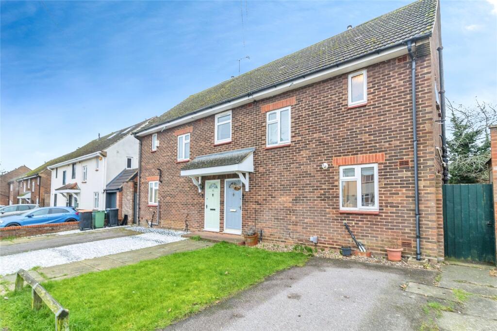 Main image of property: Weston Avenue, LEIGHTON BUZZARD, Bedfordshire, LU7