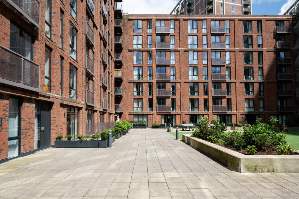 Main image of property: Oxbow, Stephenson House