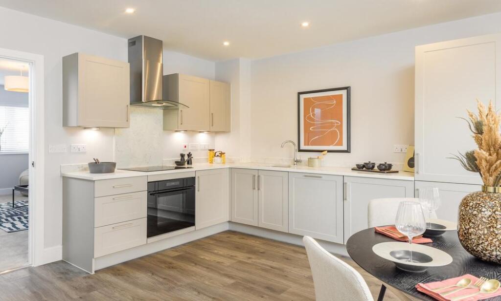 House in Milton Keynes, Whitehouse - View 4