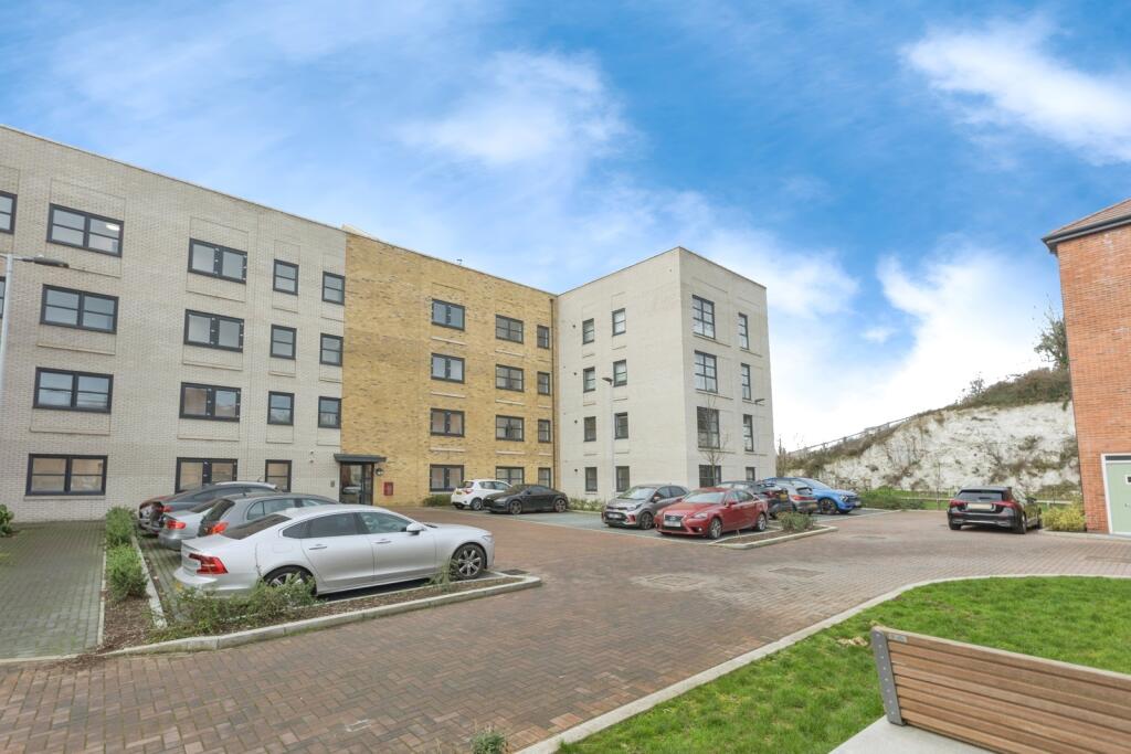 Main image of property: Eastern Avenue, Western Cross, Ebbsfleet Valley, Swanscombe, DA10