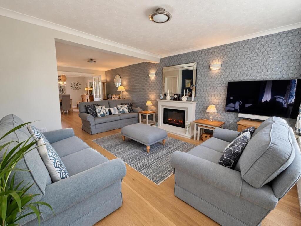 House in Northampton - View 3