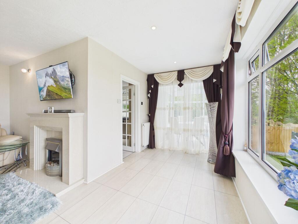 House in West Lancashire, Aughton Park, Ormskirk - More