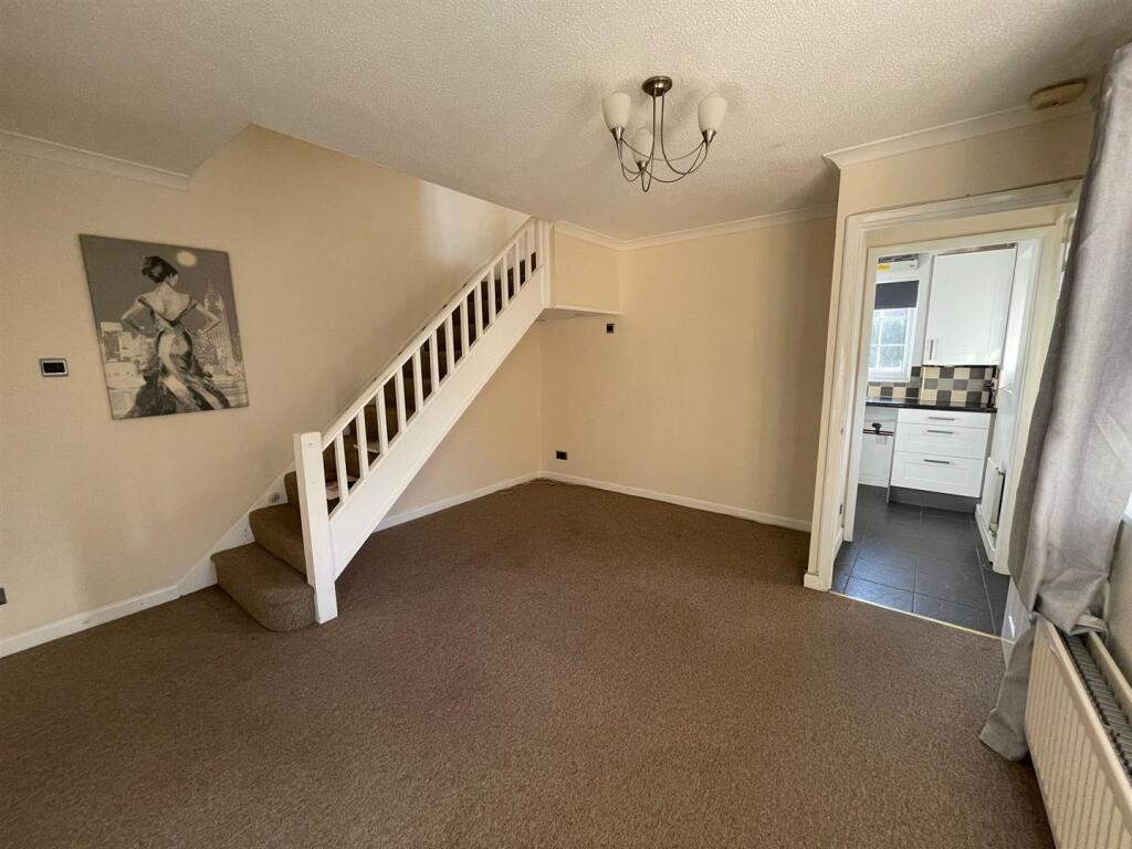 James Close, Chippenham photo 4