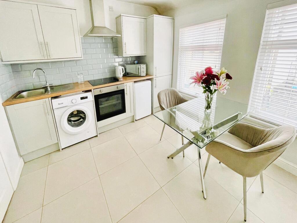 Main image of property: Beaufort Rise, Beaufort