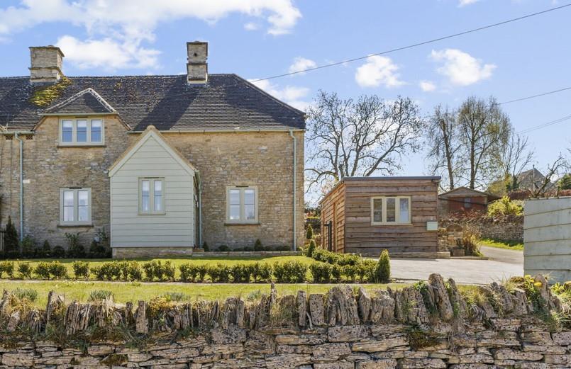 Main image of property: Hawling, Cheltenham, Gloucestershire, GL54