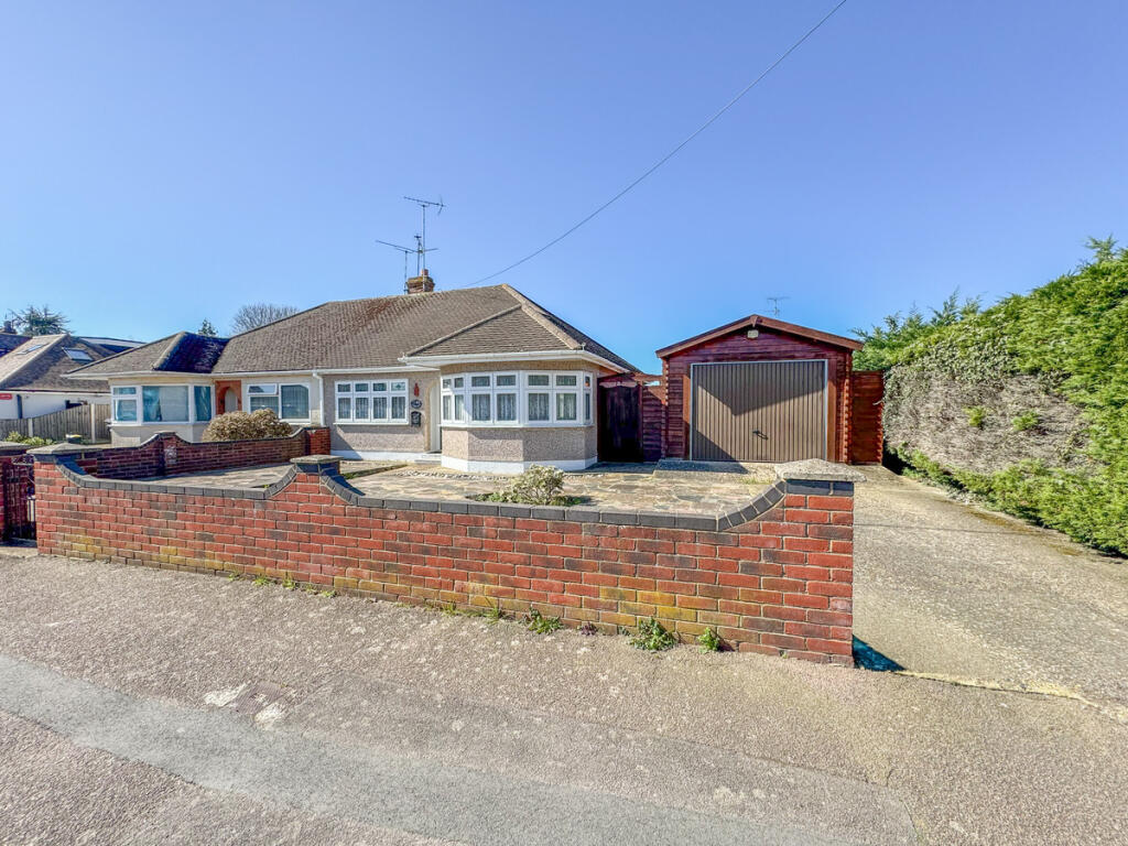 Main image of property: Southview Road, Hockley, SS5 5