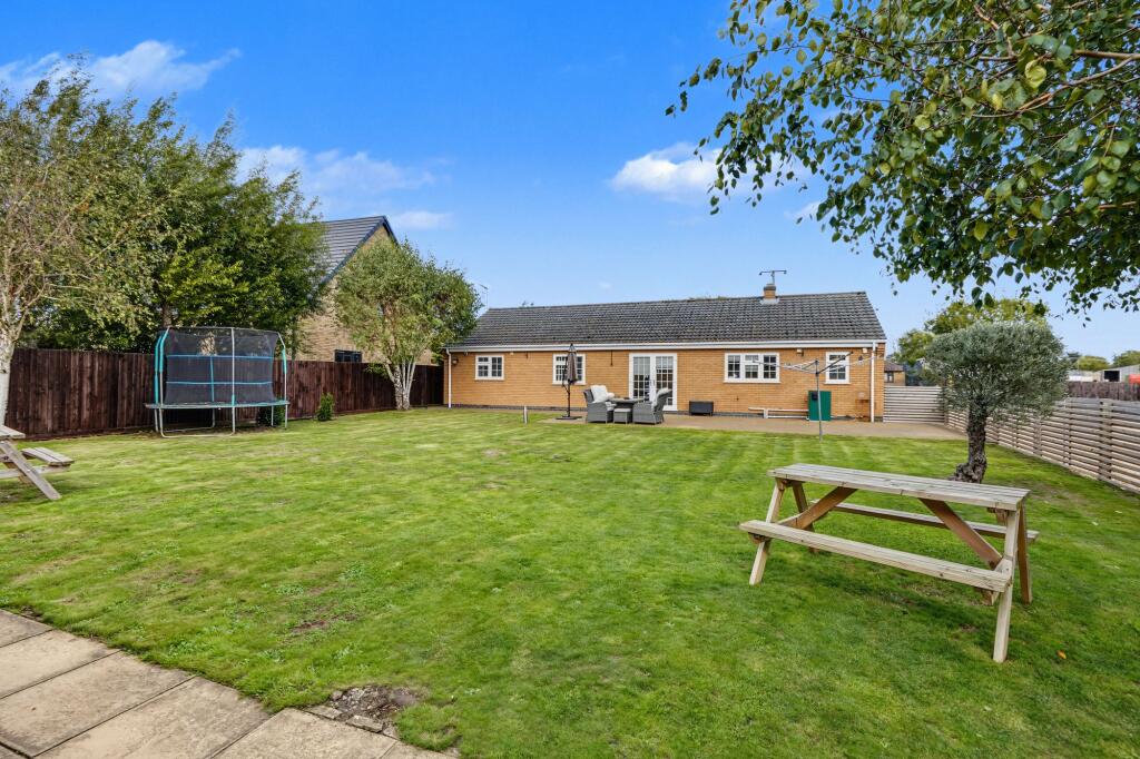 House in Peterborough - View 3
