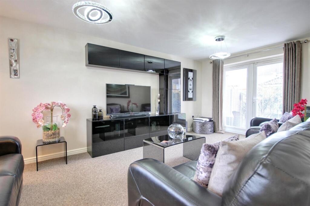 House in Hull, Kingswood - View 2